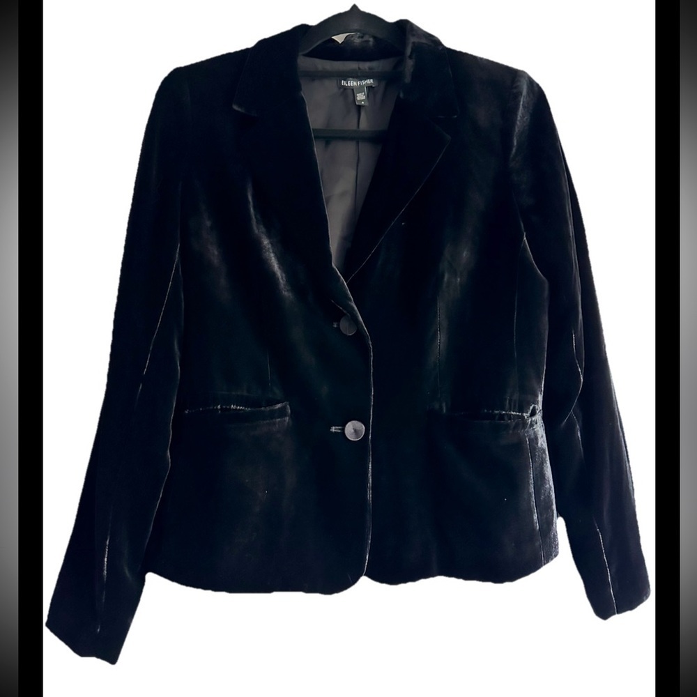 EILEEN FISHER Women's Black Velvet Two Button Blazer Sz 4